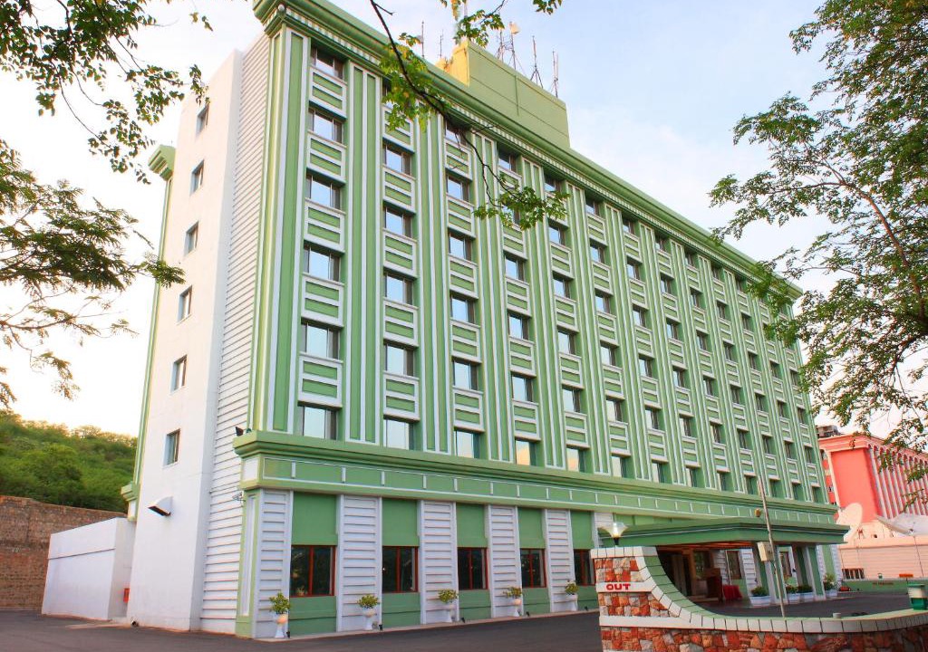 Ramoji Film City Hotel | Ramoji Film City- Tara Comfort Hotel