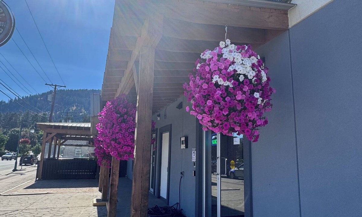 Lumby Hotel | Ramshorn Motel