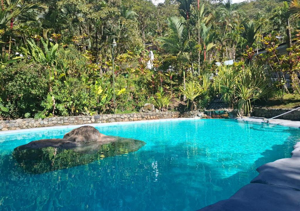 Orosi Hotel | Rancho Rio Perlas