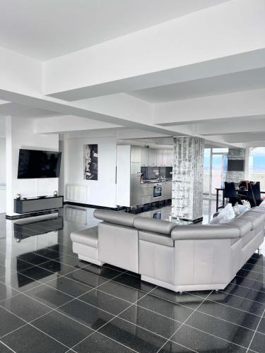 Selimbar Apartment | Rania Penthouse 2