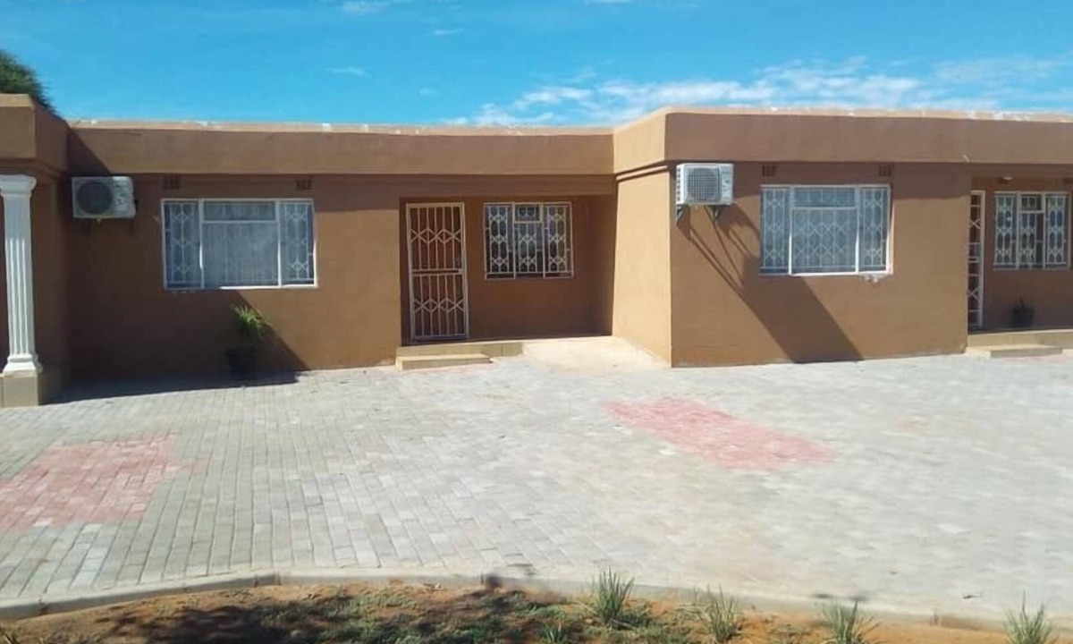 Molepolole Apartment | Ranks Guesthouse