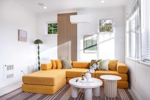 East Queen Anne House | Rare 2BR Modern Urban Escape Free Parking