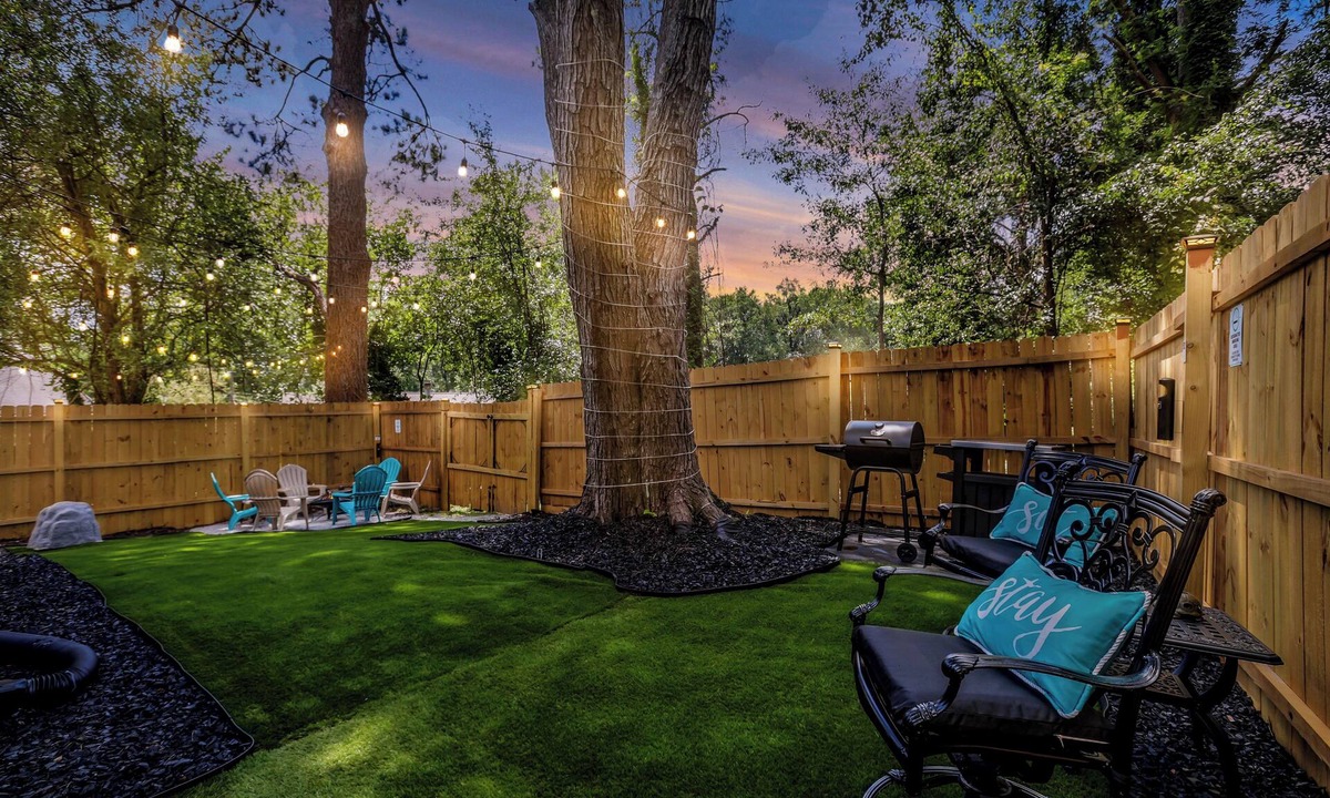 Church Street House | Rare Find Atlanta Retreat, this weekend just opened, Near Airpott+EV Charger