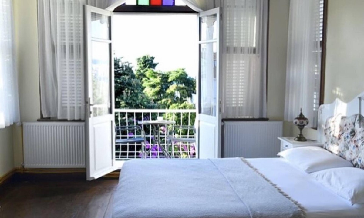 Adalar Hotel | Rasimbey Köşkü
