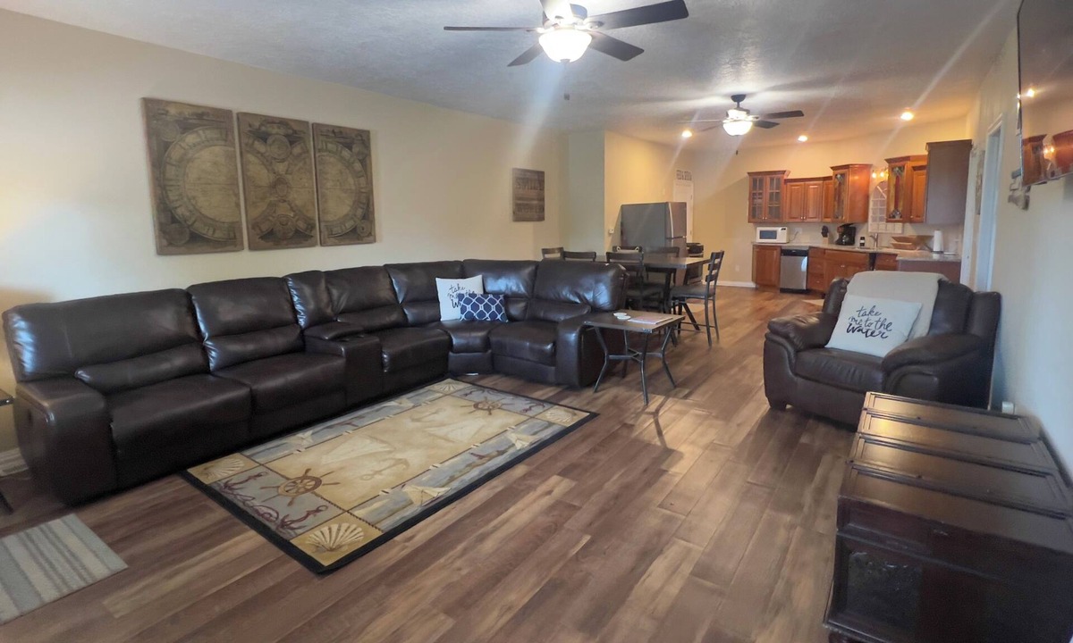 Rathbun House | Rathbun Lake, 1.5 miles from the Lake, 2 bdrm, 2 bath sleeps 7 in Rathbun, Iowa.