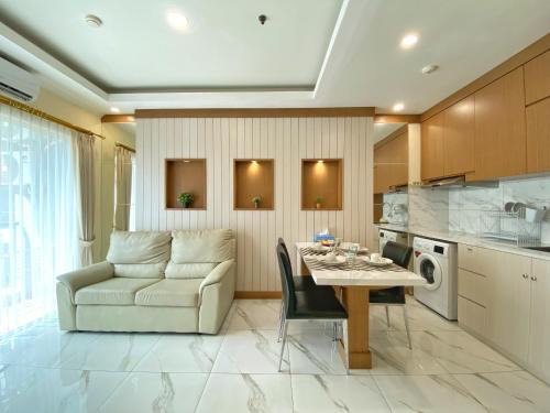 Kelapa Gading Barat Apartment | Ravarine Suite Apartment