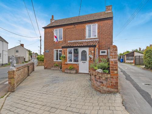 Beccles House | Ravensmere Villa