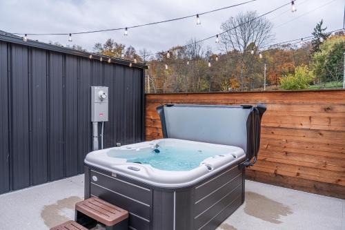 Millersburg House | Ravenwood
