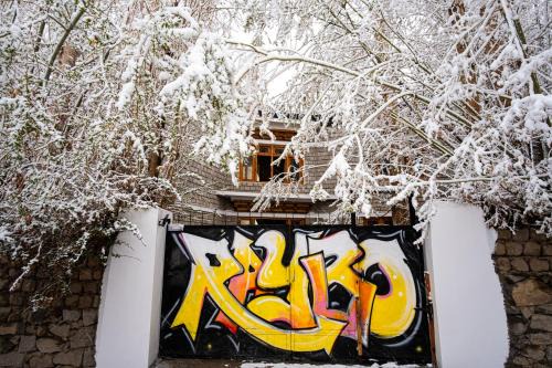 Leh Hostel | Raybo Hostel - Serene stay with 5 mins walk from the main market