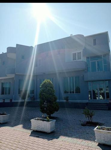 Rade Hotel | REARDI