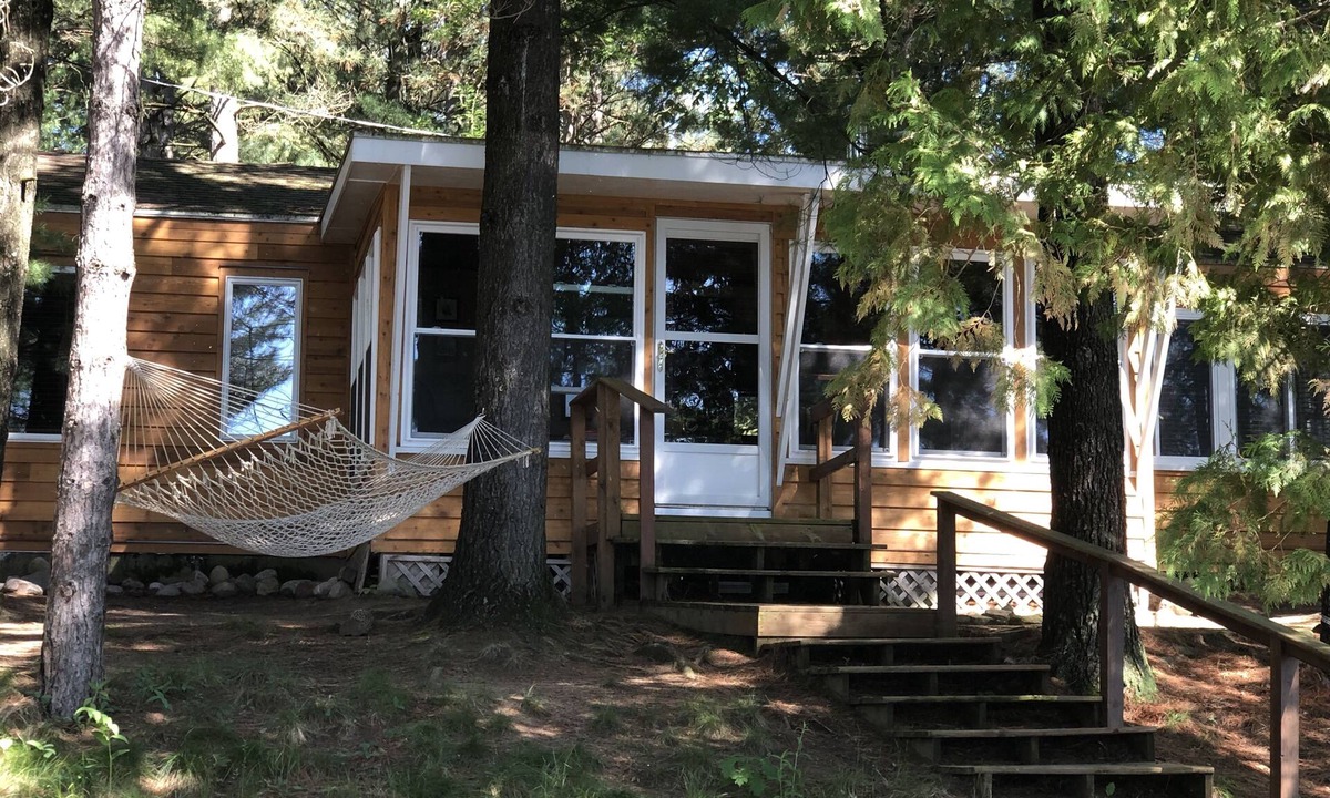 Wautoma Cottage | Recent Cancellation New Rate 6/20-25 & Great Dates Still Available 6/28 - 7/3