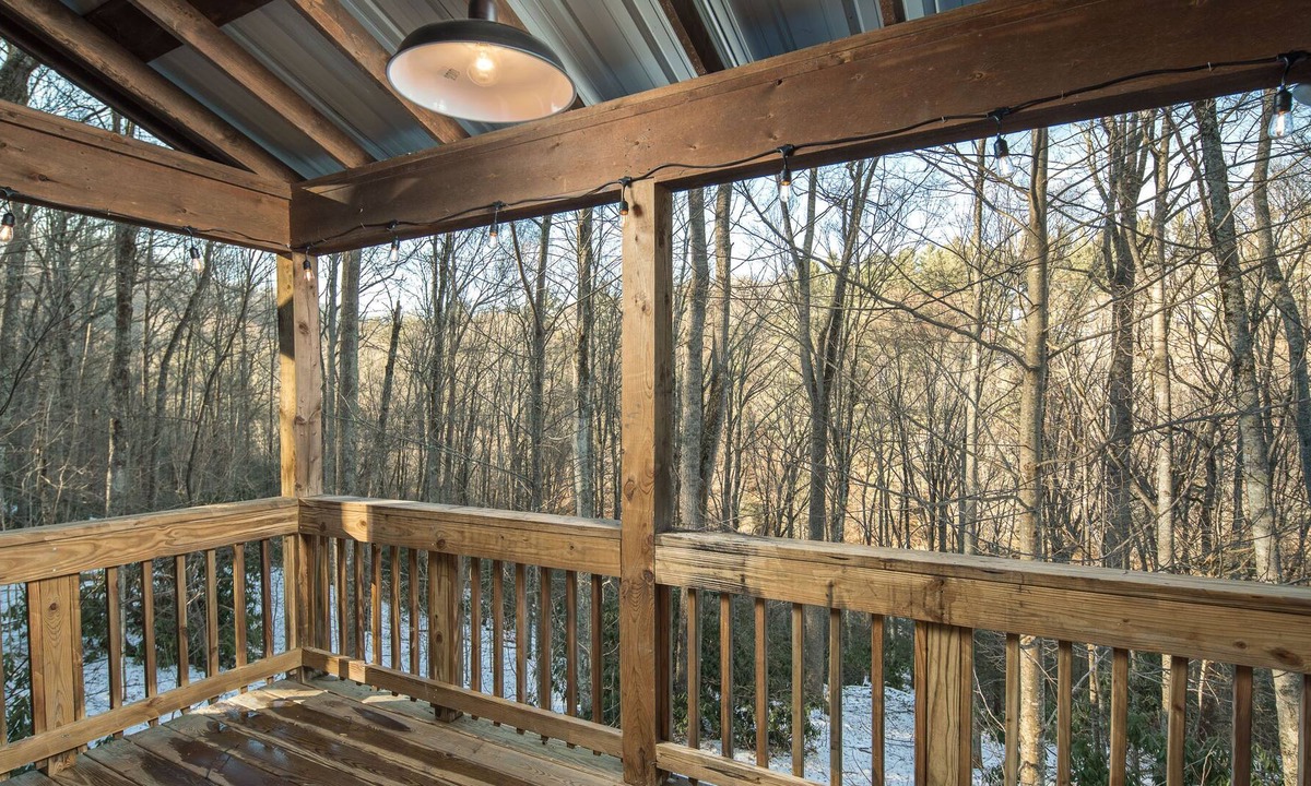 Boone Cabin | Red Feather Cabins 101