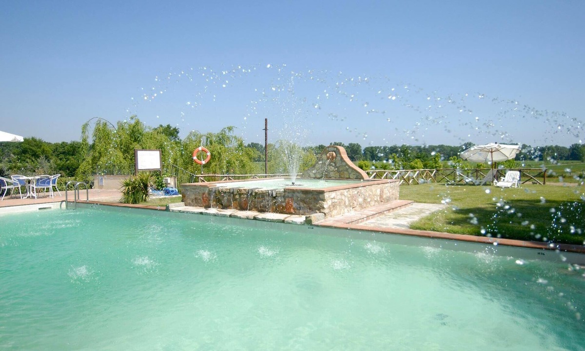 Castiglione del Lago Apartment | Red heron holidays on Lake Trasimeno