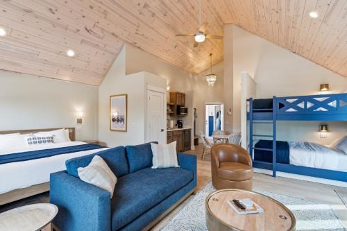 Garrison Apartment | Red House #5B