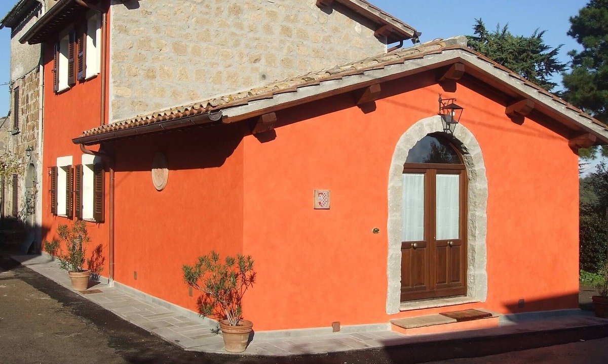 Castel Cellesi Villa | Red House/casa Rossa - Near Civita Di Bagnoregio