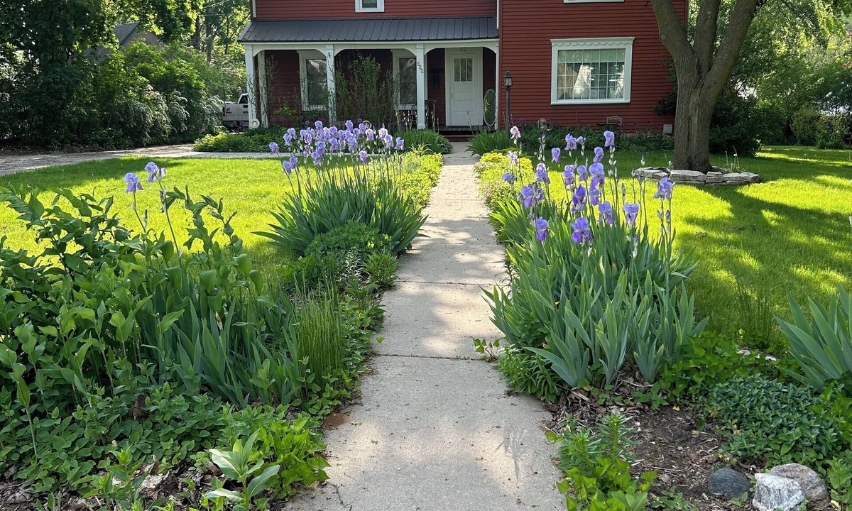 Fort Atkinson House | Red House Over Yonder - Completely renovated early 1900s farmhouse