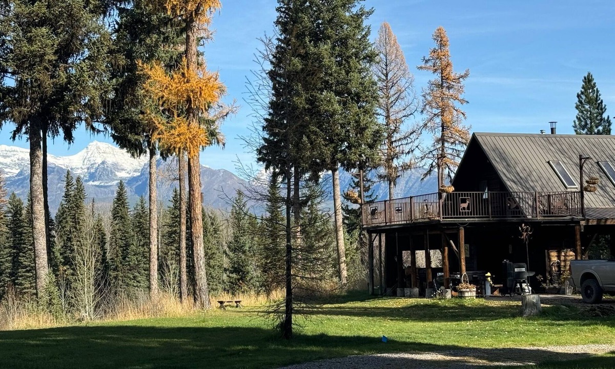 Polebridge House | Red Meadow Lodge: Experience the Serenity of Nature on the Edge of Glacier Park