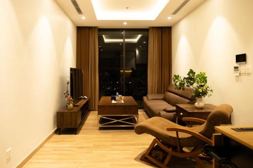 Van Giang Apartment | Red River Panorama 3BR - Ở Space Homestay Ecopark Landmark Onsen 1