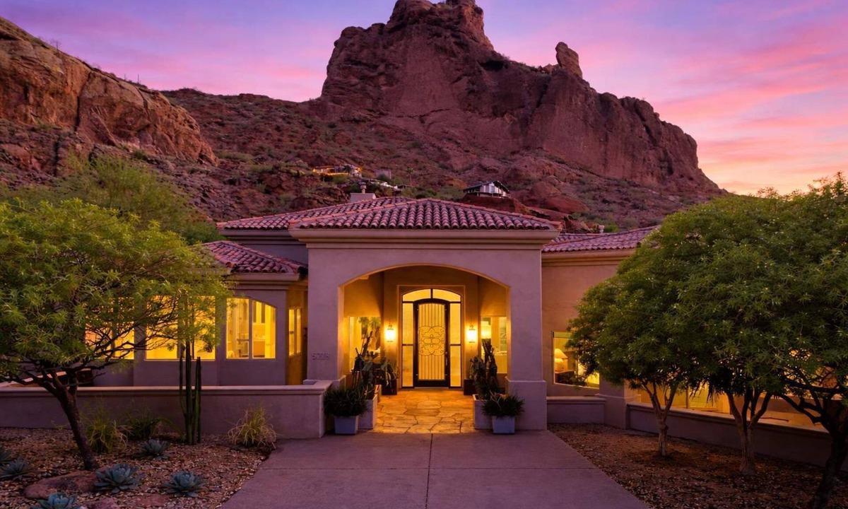 Paradise Valley House | Red Rock - Pool & Spa - In Paradise Valley