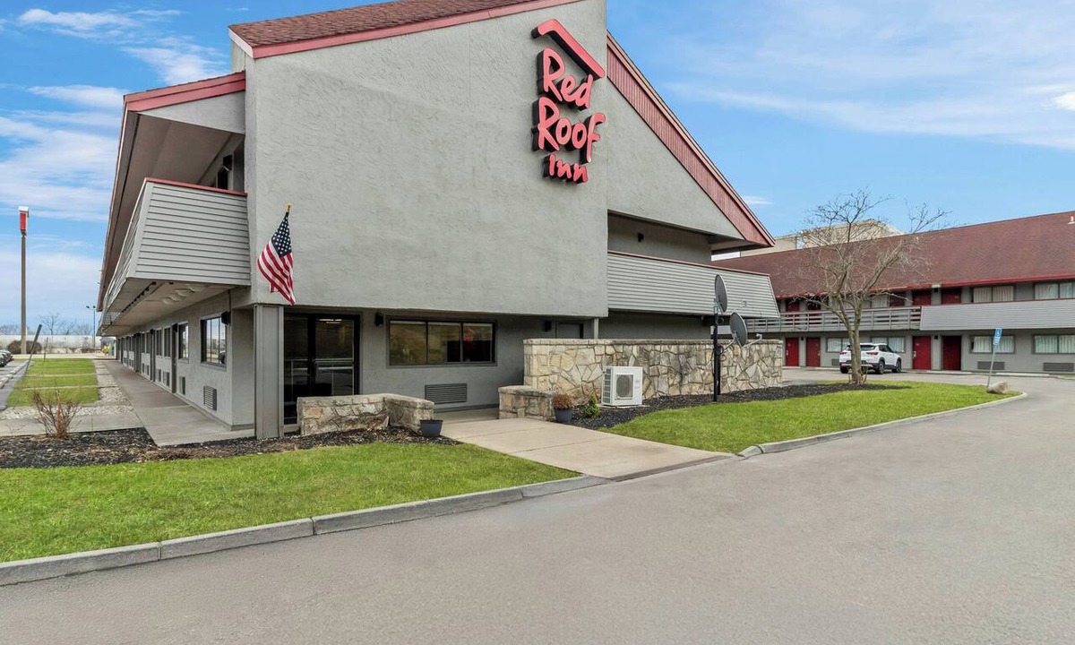 Murlin Heights Hotel | Red Roof Inn Dayton North Airport