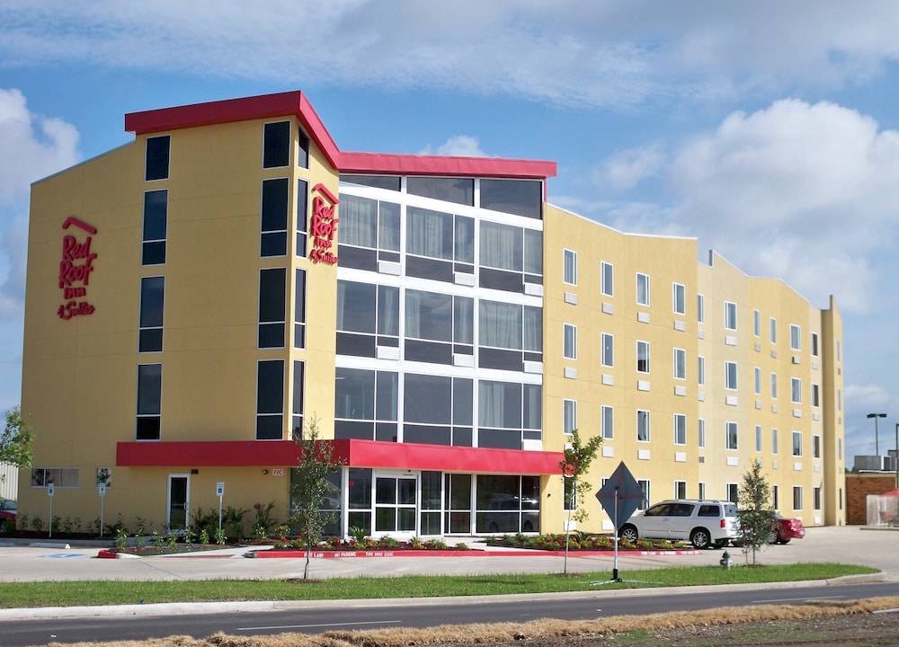 Beaumont Hotel | Red Roof Inn & Suites Beaumont