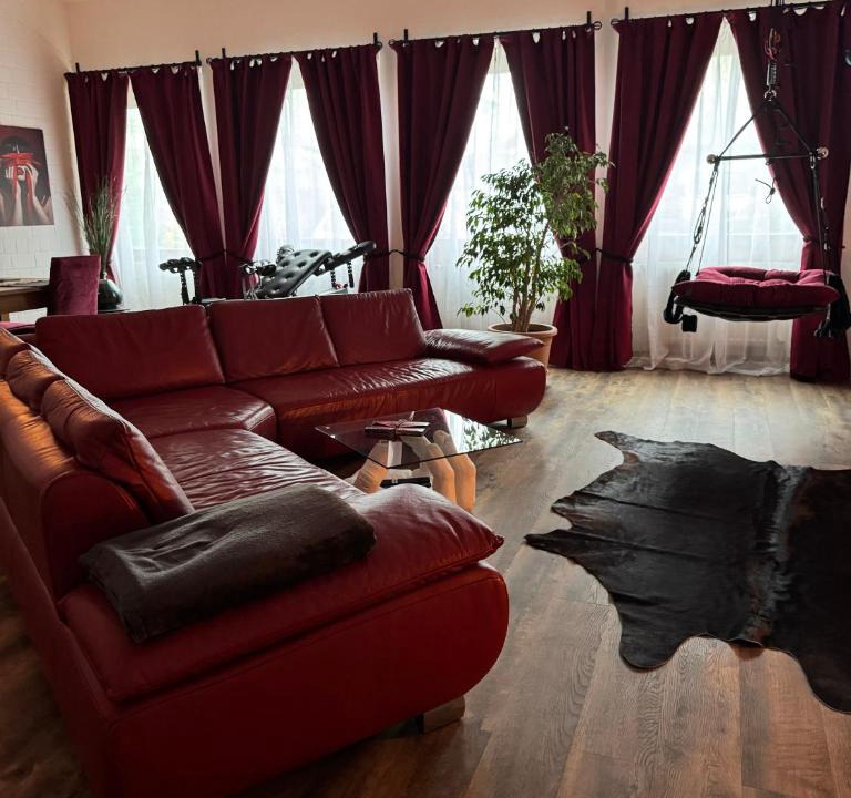 Bendorf Apartment | Red Silence - Premium Suite - Fsk18