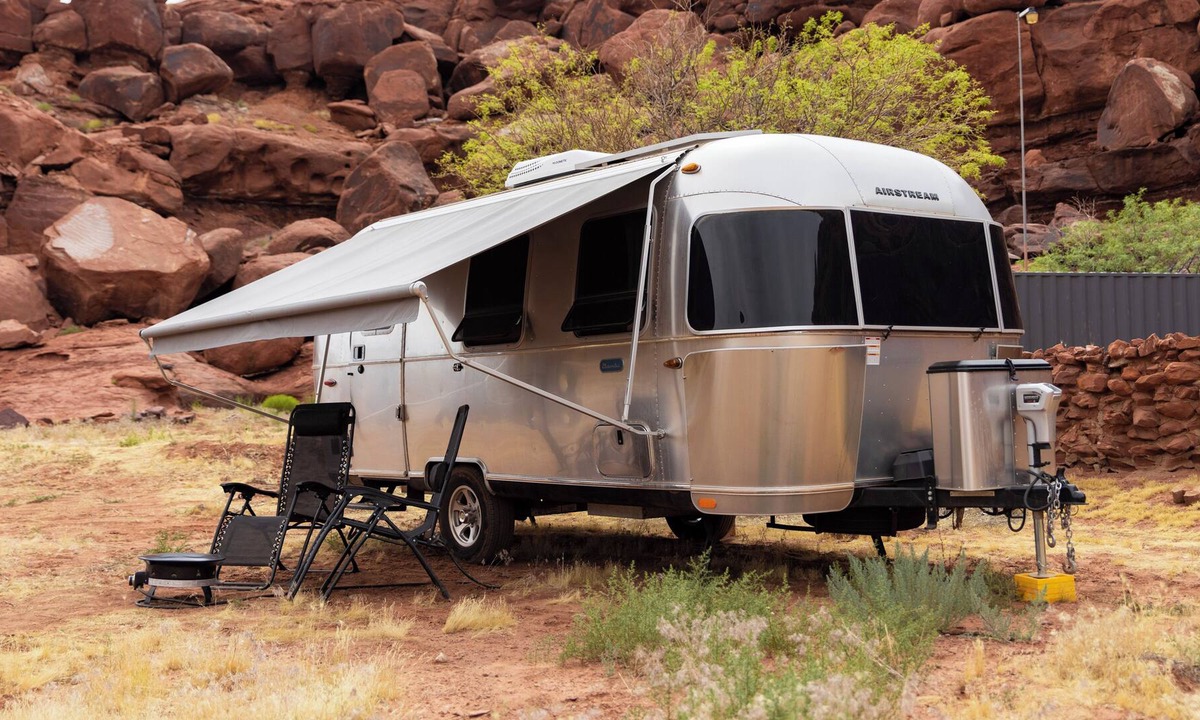 Moab Other | Redrock Riverside Airstream 1 - Retro Airstream Glamping