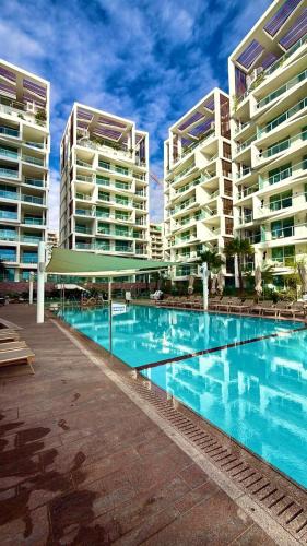 Eilat Apartment | Redsearent suite with pool view