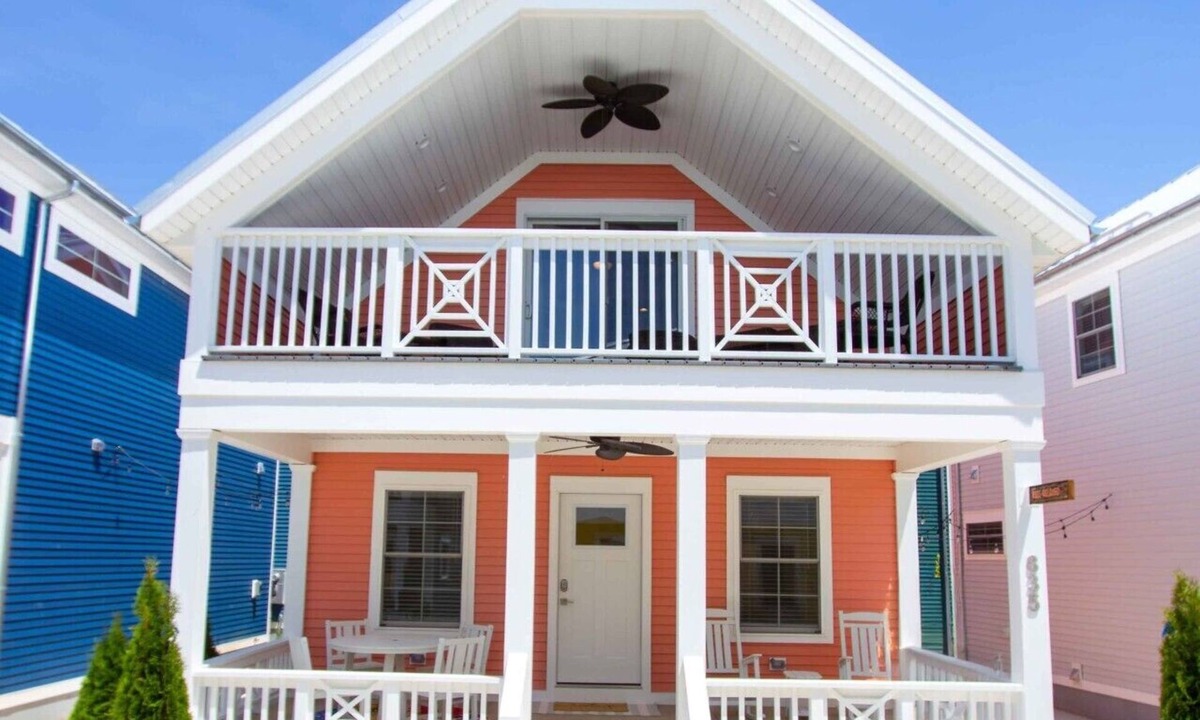 Celina House | Reel Relaxed: 3 Bed/2 Bath Lakeside Cottage w/Hot Tub & Game Room!
