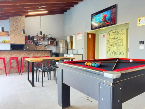 Sumare House | Refúgio com Fogueira, Piscina, Bilhar e Ar condicionado