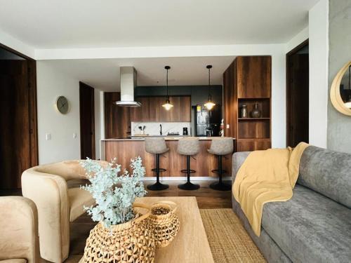 Retiro Apartment | Refined 2BR 2Bed Country Suite | El Retiro, Ant