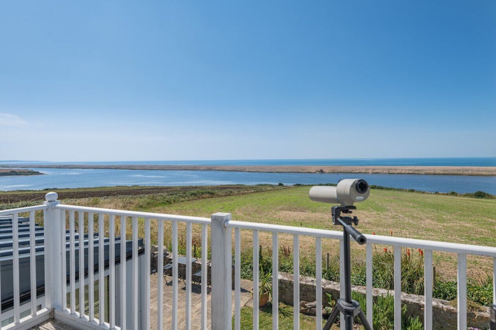 Littlebredy House | Reflections - Two Bedroom House, Sleeps 4