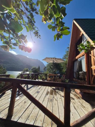 Cochamo Ski Chalet | Refugio de Montaña Patagonia a orilla de lago, pesca