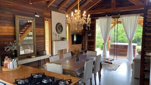Ibirama House | Refugio Vitoria - Cabana Privativa no Vale Europeu