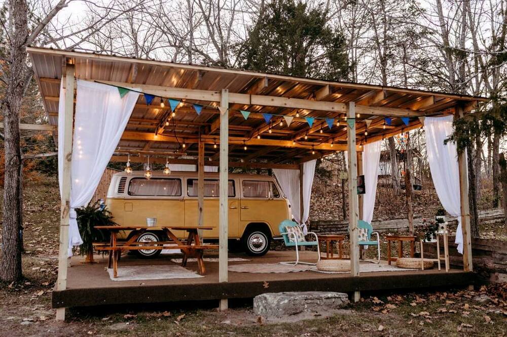 St. Clair House | Refurbished Campervan Rental Perfect for Glamping in Missouri