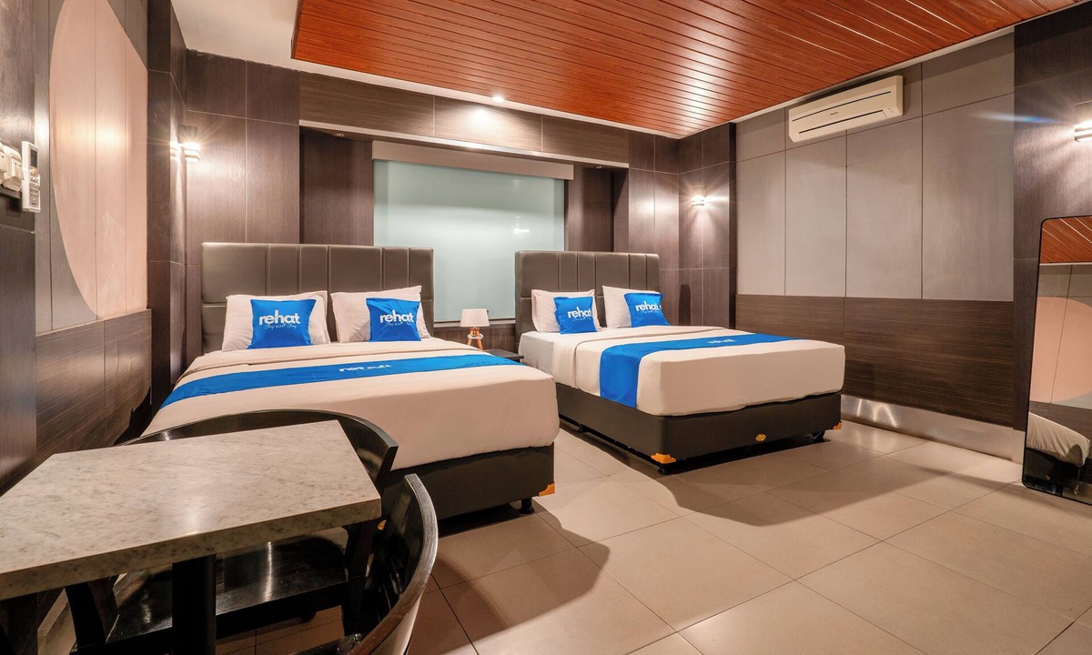 Hegarmanah Hotel | Rehat at Dago Sky