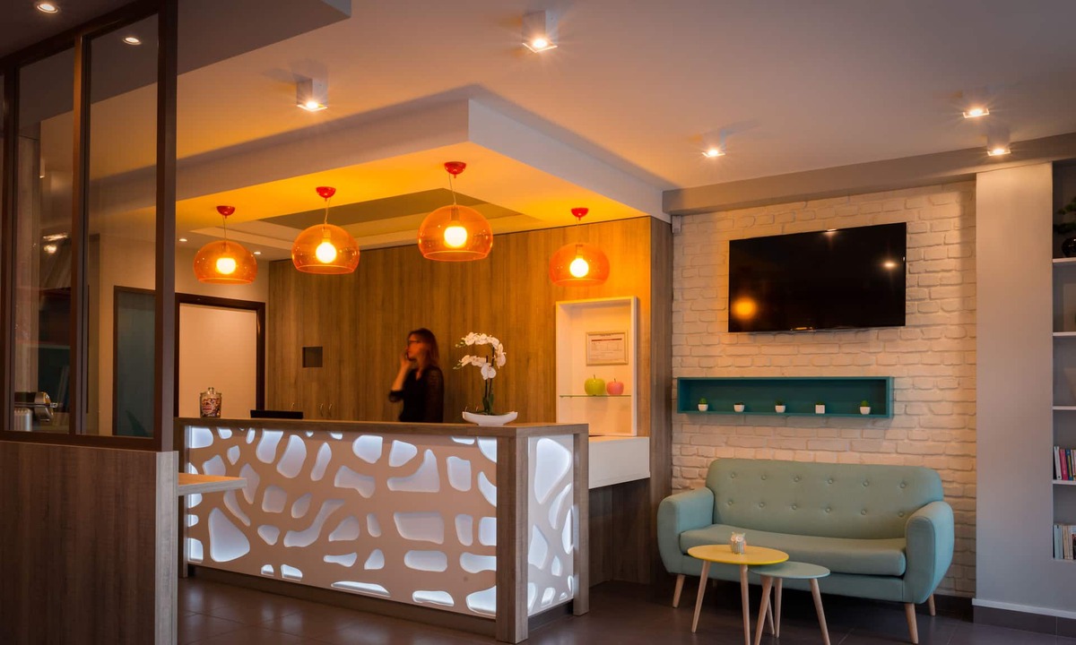 Riquet Stalingrad Hotel | Reims Hotel