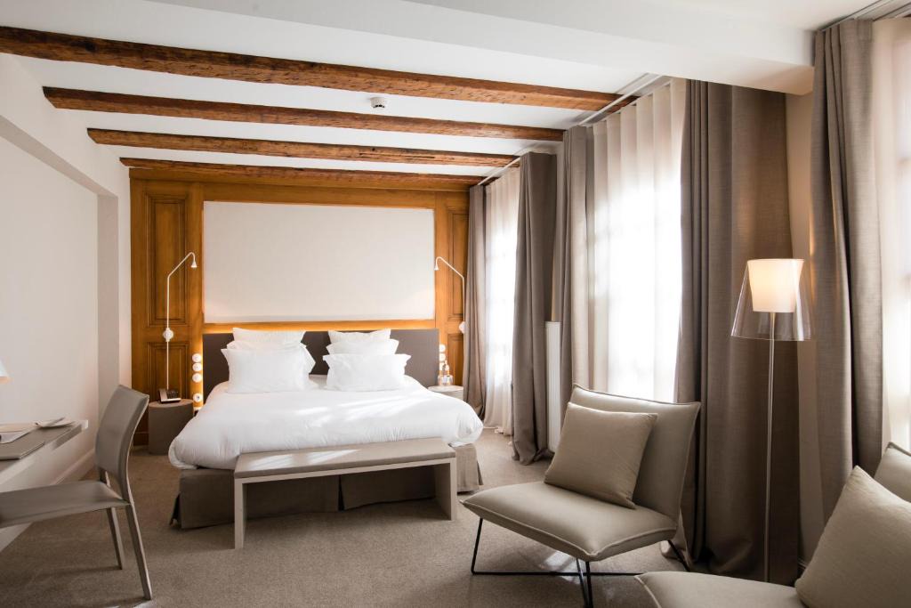 Colmar Centre Ville Hotel | Relais & Châteaux La Maison Des Têtes