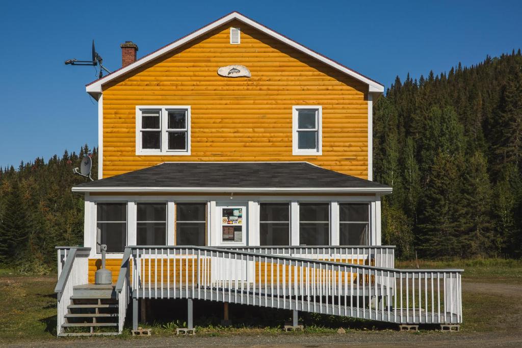 Lac-Casault Hotel | Relais de la Cache