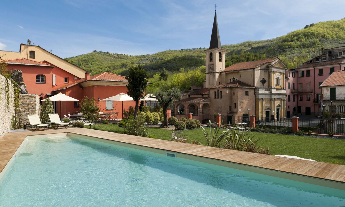 Borgomaro Hotel | Relais Del Maro