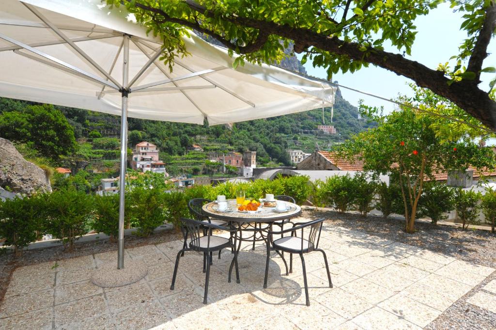Amalfi House | Relais San Basilio Convento