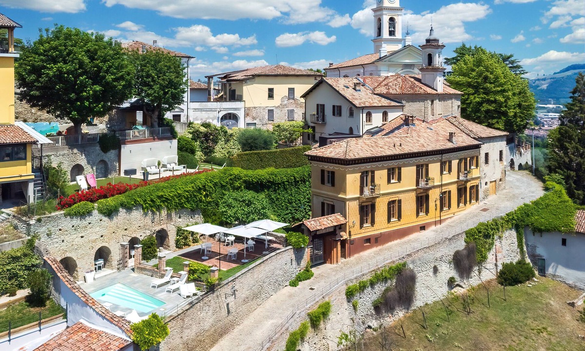 Canelli House | Relais Villa del Borgo