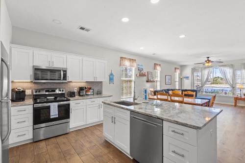 Carolina Forest House | Relax at River Oaks, First Floor 3 BR Golf Condo!
