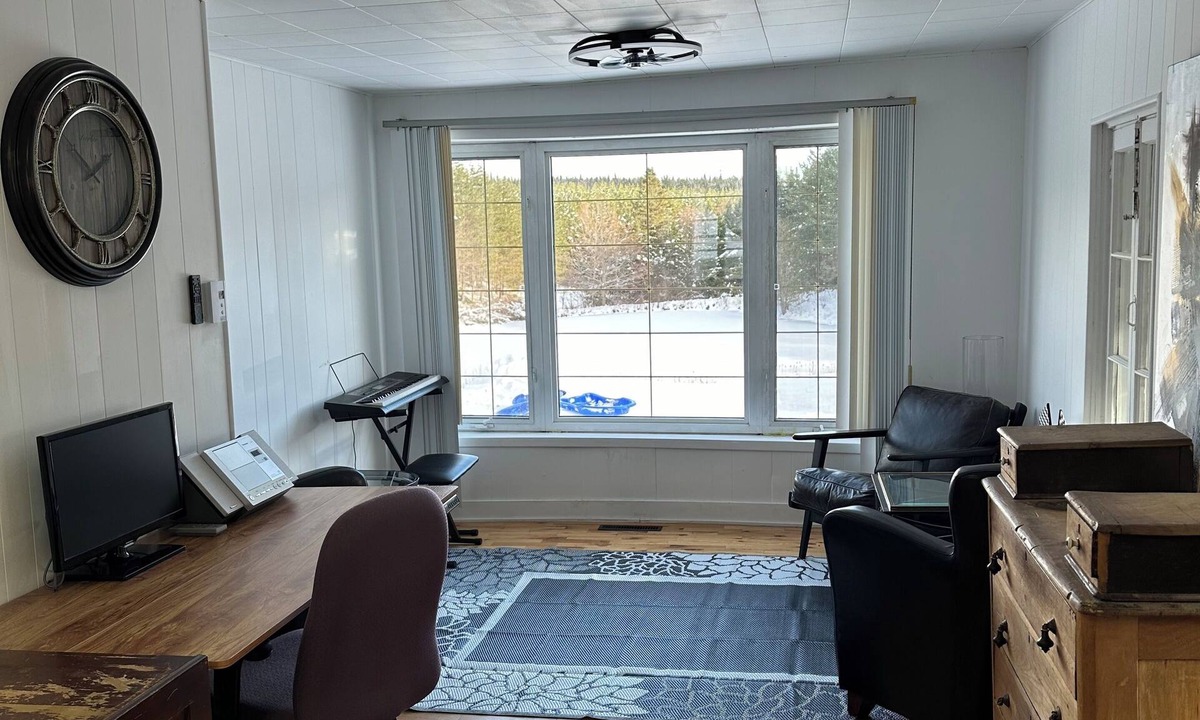 D'Autray Regional County Municipality Cottage | Relax with family and friends in this quiet 1880 cottage.