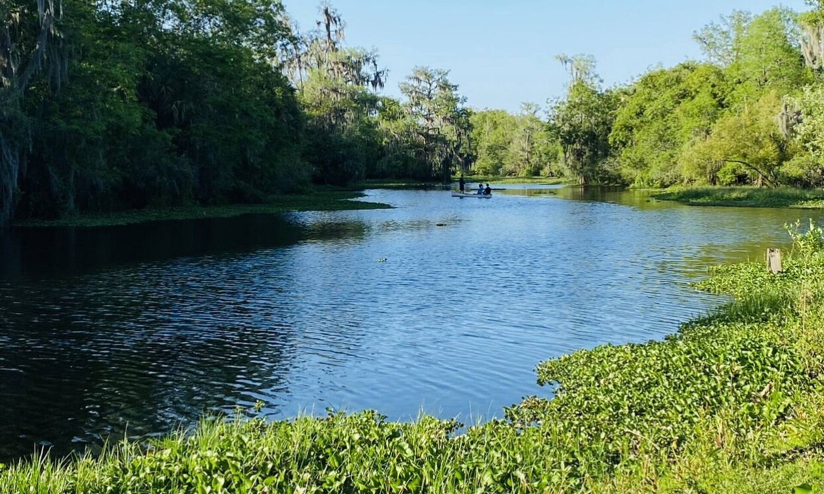 Fort Ogden House | Relax+Explore at the Berry Farm Fort Ogden {pet friendly}