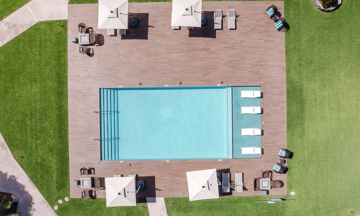 Kahului Hotel | Relax & Explore: Convenient Location, 4 Units, Outdoor Pool
