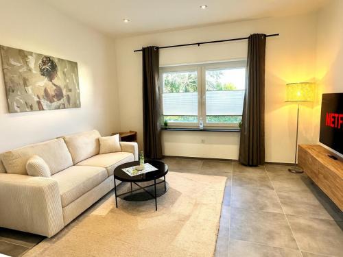 Eschweiler House | Relax Home Eschweiler Sauna & Gemütlichkeit, WLAN, Netflix, Kingsize Betten, Enspannung