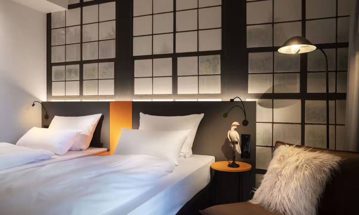 Waiblingen Hotel | Relax in a Peaceful Room Near Historic Waiblingen Market Square & Galleries