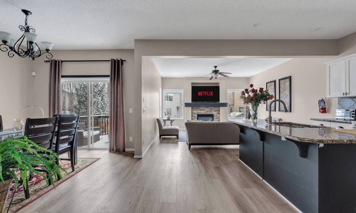 Cranston House | Relax in Cranston: Spacious 3-Bedroom Calgary Home
