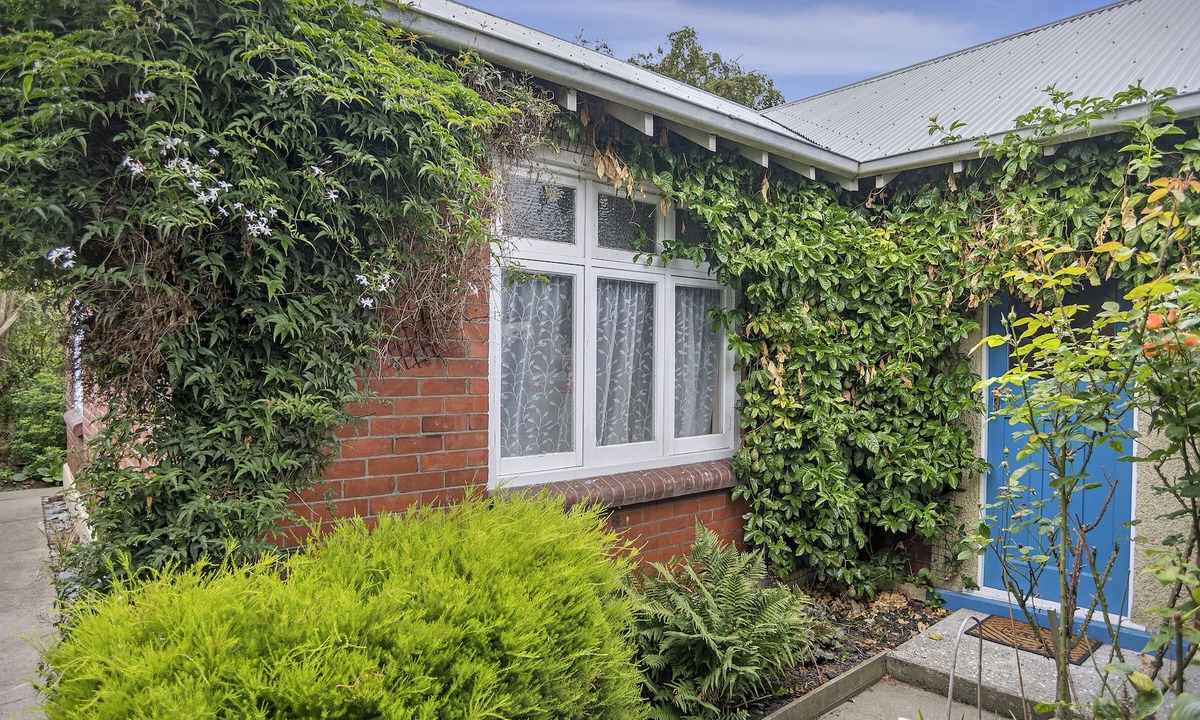 Timaru House | Relax on Rose Street - central Timaru home